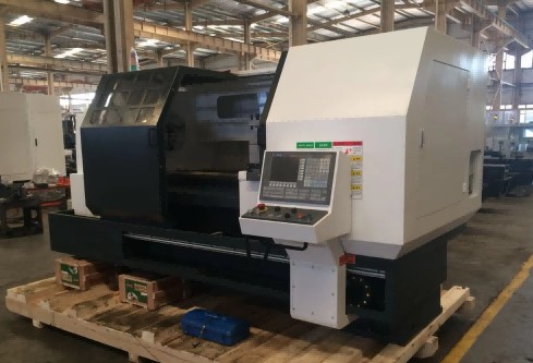 high-precision CNC lathe