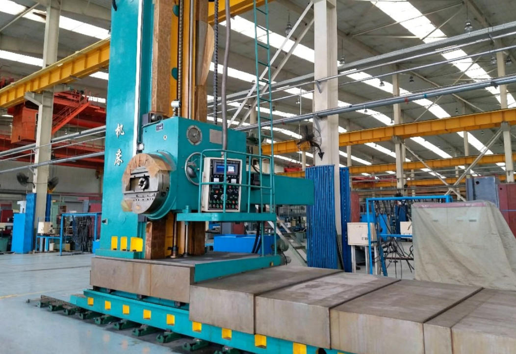 Boring milling machine for automotive mould