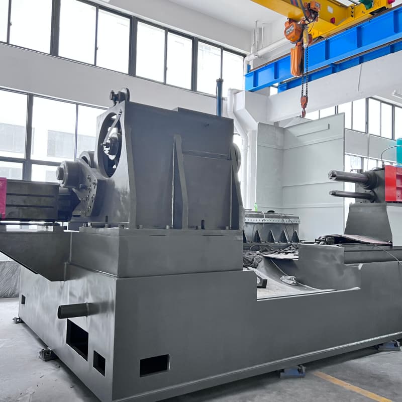 Digital control metal spinning machine
