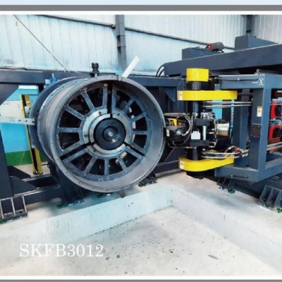 Metal spinning machine